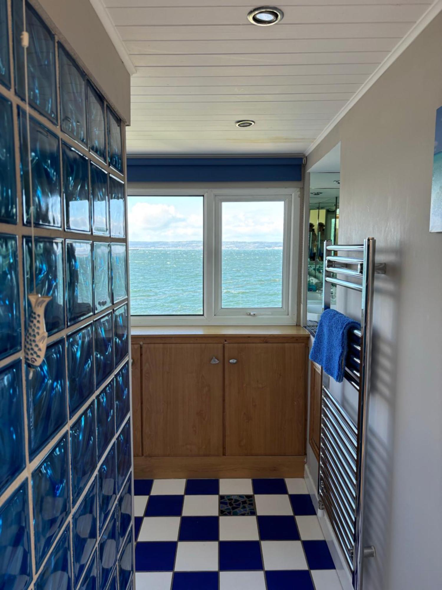 Splash Cottage Beach House With Sea Lapping Garden Bangor  Extérieur photo