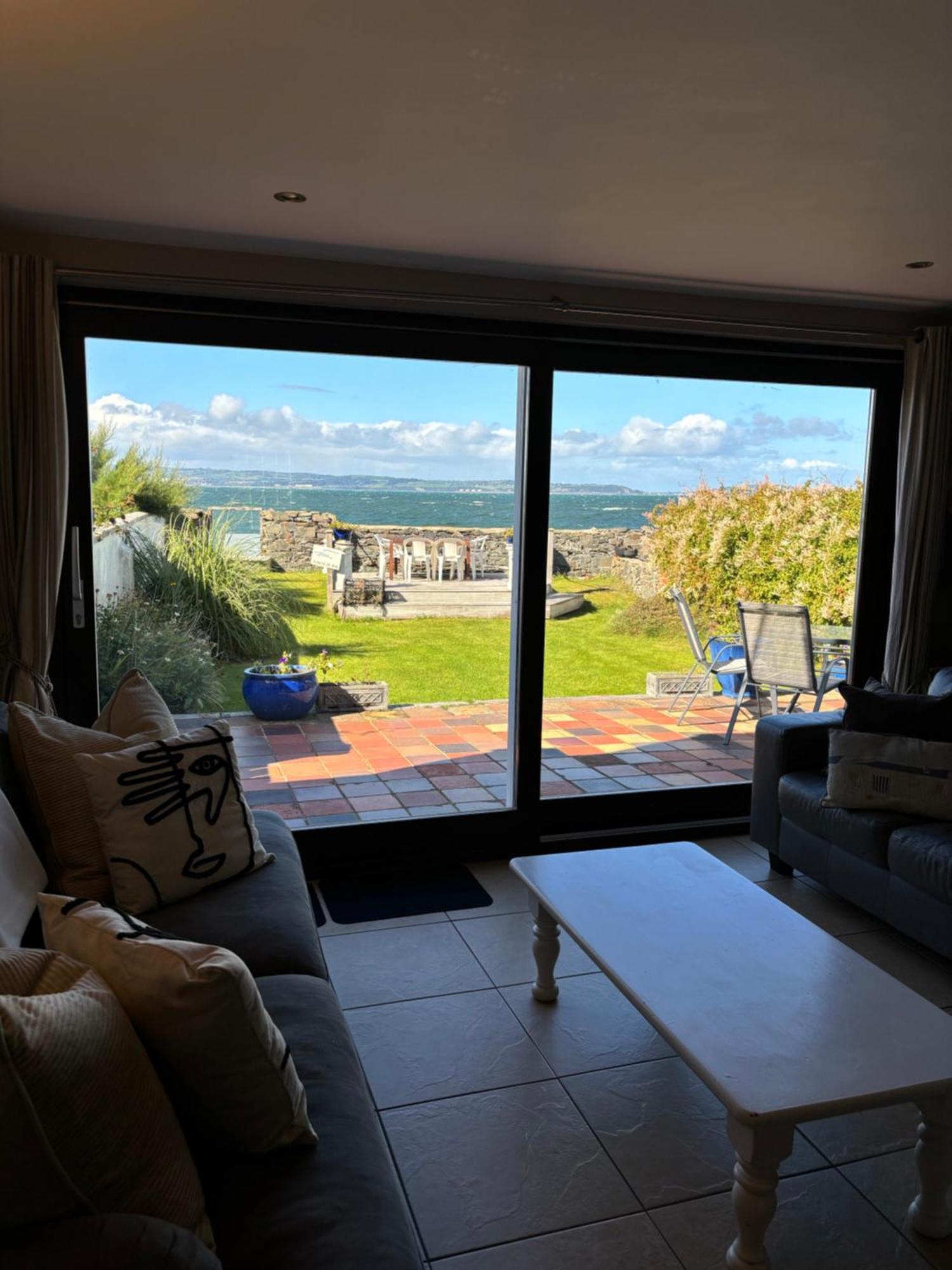 Splash Cottage Beach House With Sea Lapping Garden Bangor  Extérieur photo